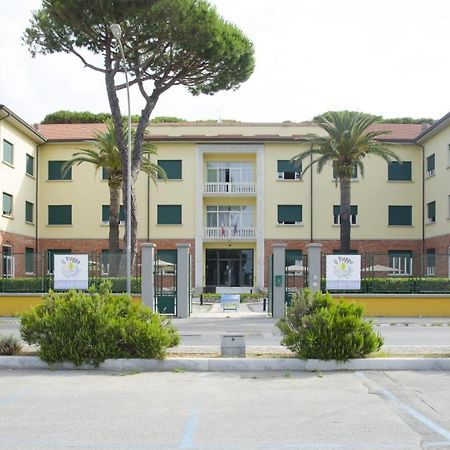 Casa Per Ferie Il Pioppo Otel Marina di Massa Dış mekan fotoğraf