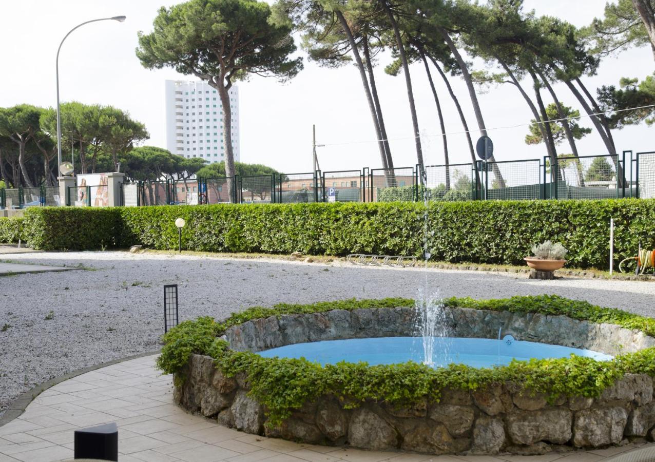 Casa Per Ferie Il Pioppo Otel Marina di Massa Dış mekan fotoğraf