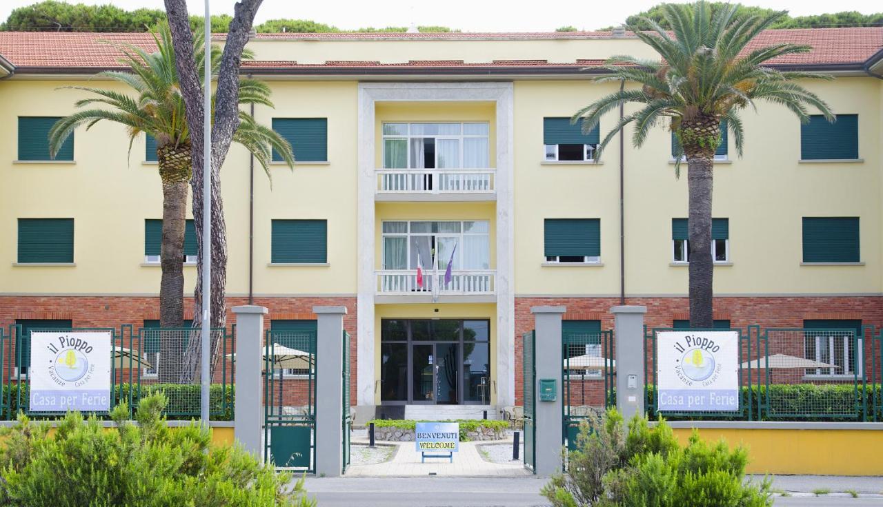 Casa Per Ferie Il Pioppo Otel Marina di Massa Dış mekan fotoğraf