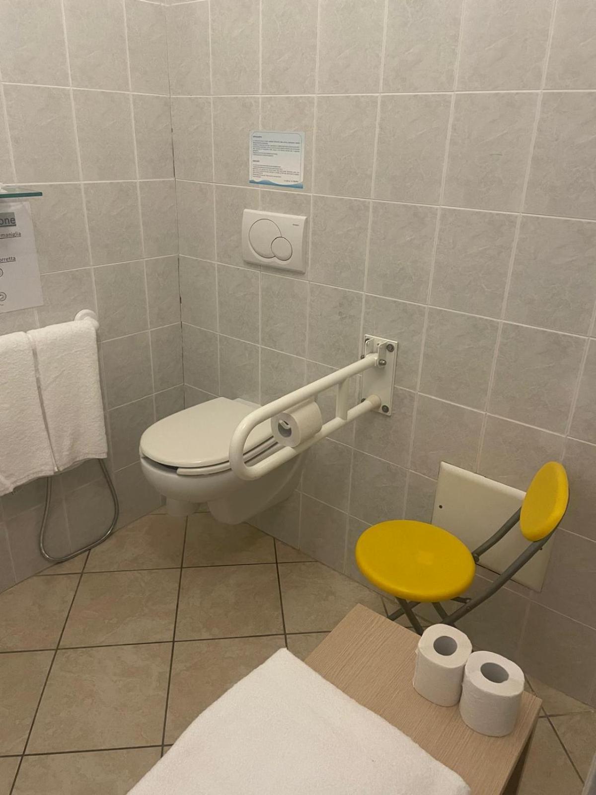 Casa Per Ferie Il Pioppo Otel Marina di Massa Oda fotoğraf